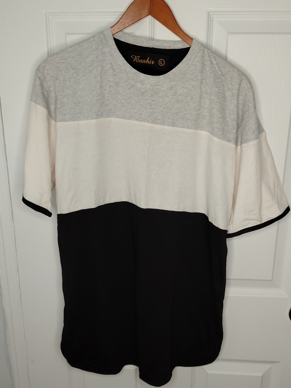 Colorblock Short-Sleeve Crew Tee in Gray, White & Black